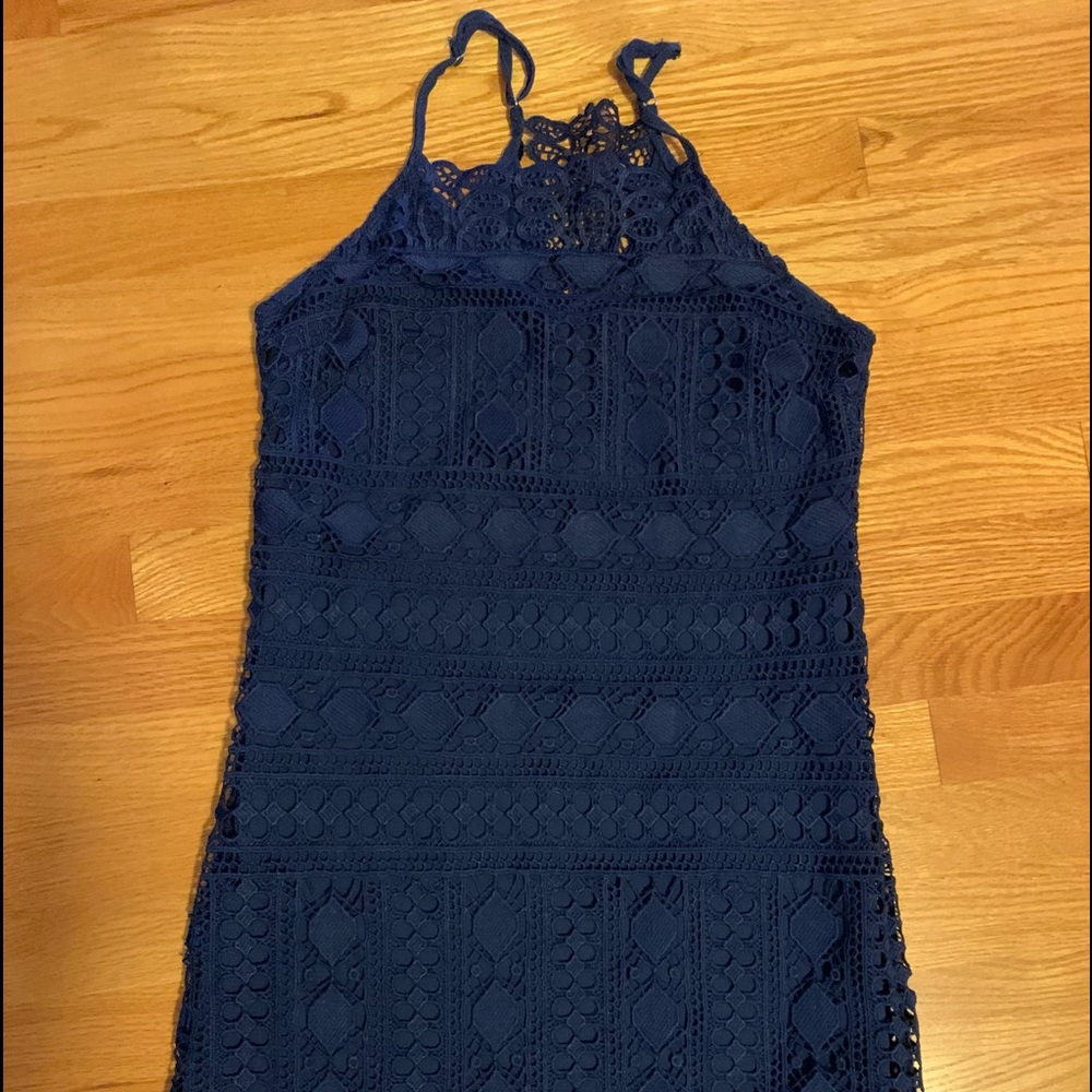 Navy lace dress, like new never worn only tried on